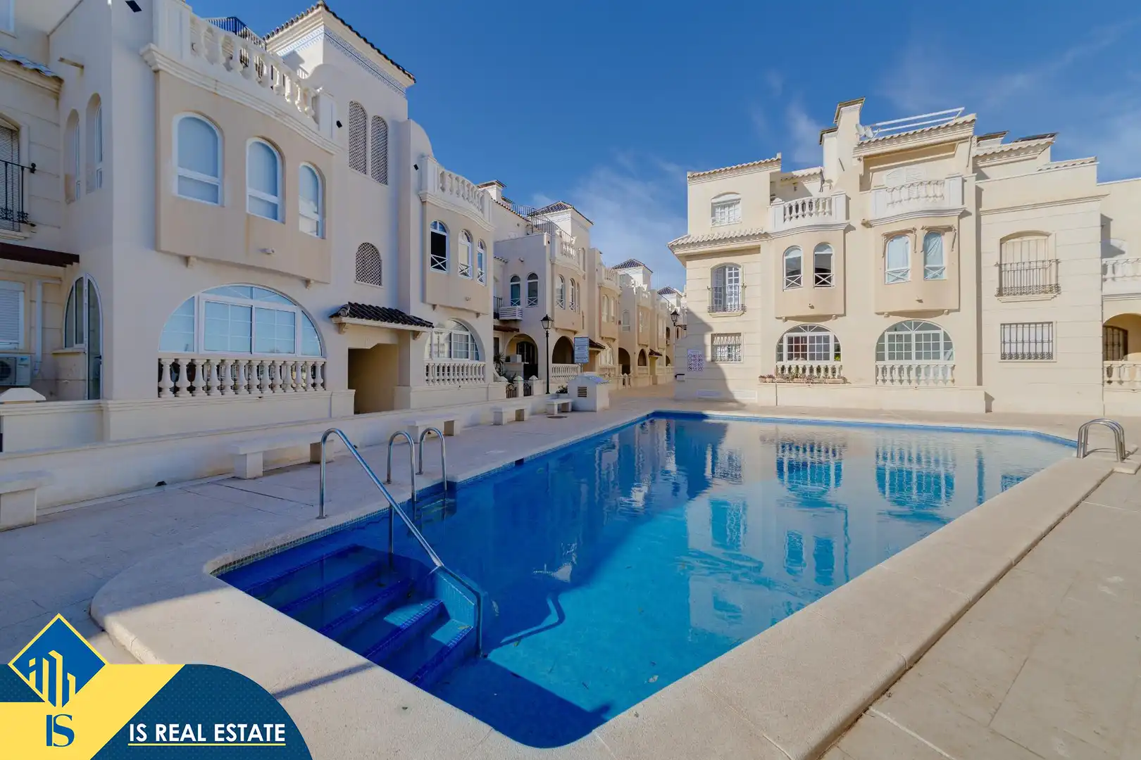 Apartamento con piscina en venta en Playa de los Locos, imagen 44