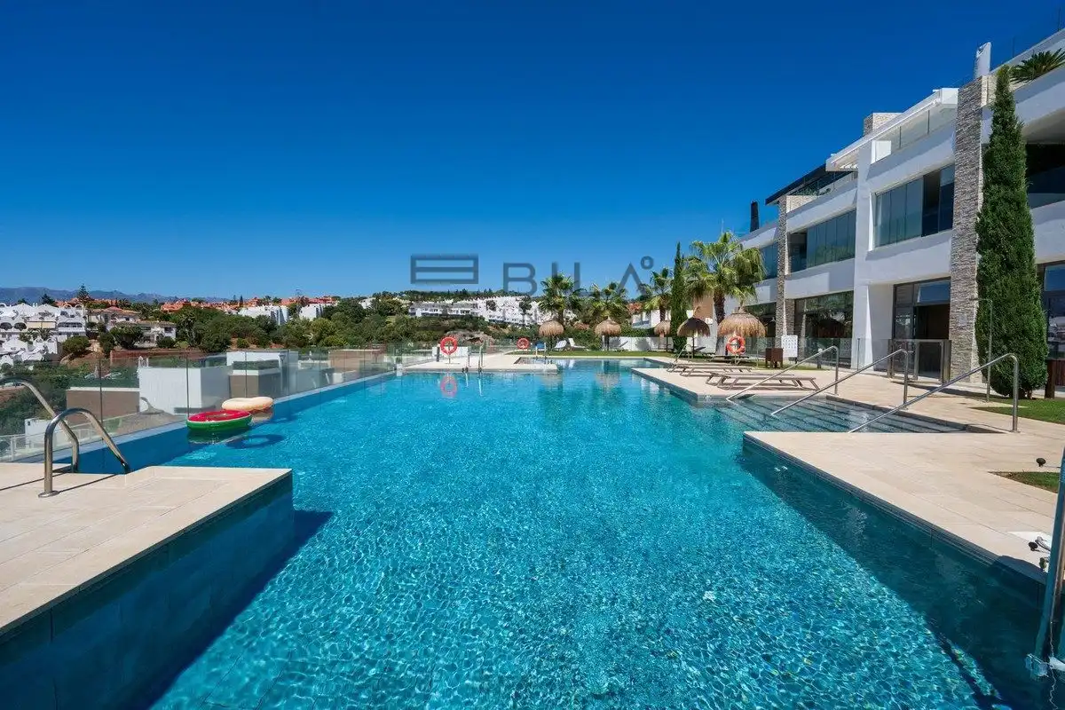 Swimming pool of Duplexes for sale in Marbella  with Air Conditioner, Terrace and Storage room