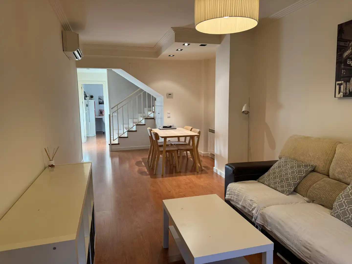 Dúplex en venta en Alcázar de San Juan con Aire acondicionado, Calefacción y Amueblado