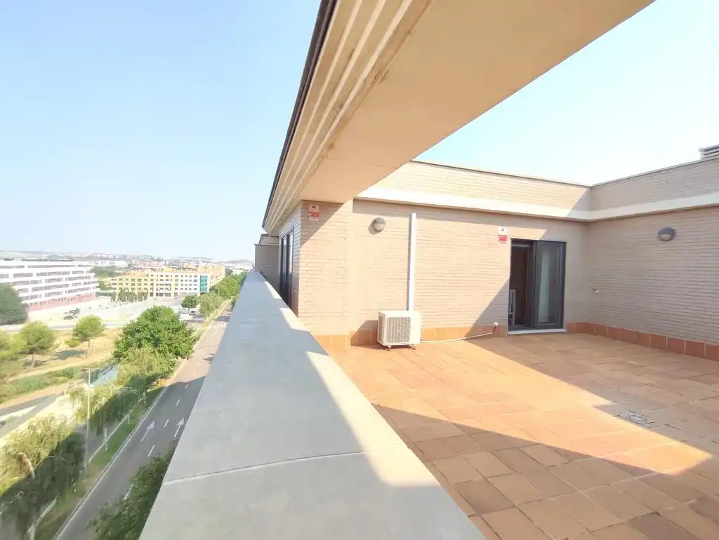 Terrassa de Àtic en venda en Valladolid amb Calefacció, Terrassa i Piscina comunitària