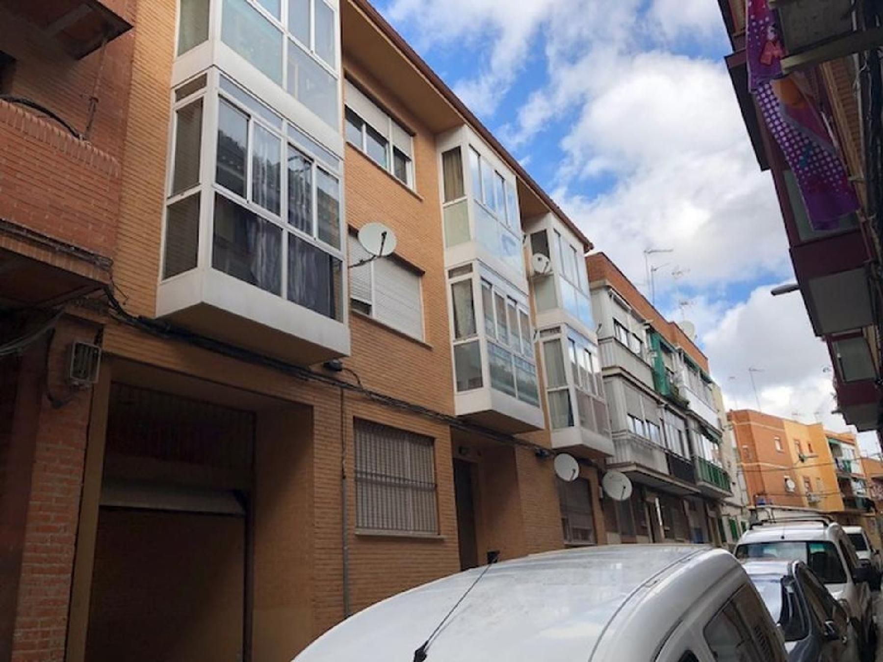 Vista exterior de Pis en venda en Leganés amb Terrassa i Traster