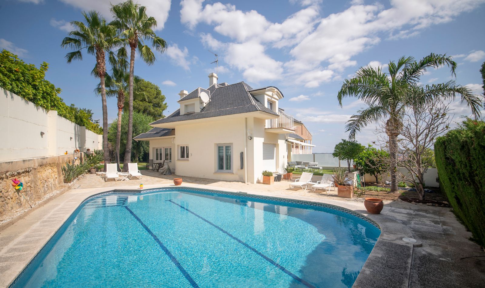 Swimming pool of House or chalet for sale in El Vendrell  with Heating, Private garden and Terrace