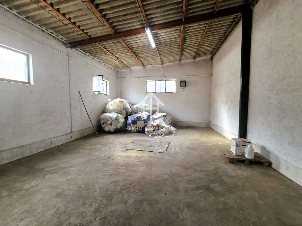 Industrial buildings for sale in Moraleda de Zafayona