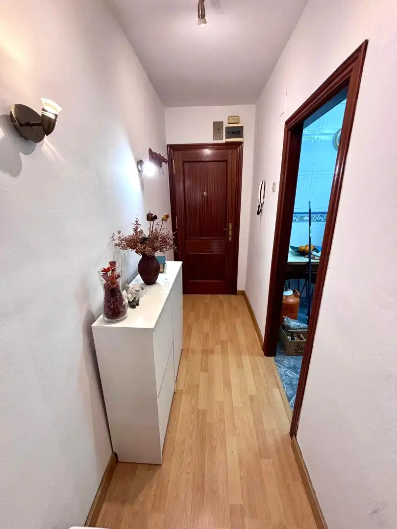 Wohnung zum Verkauf in Gijón  mit Parkett, Möbliert und Ofen