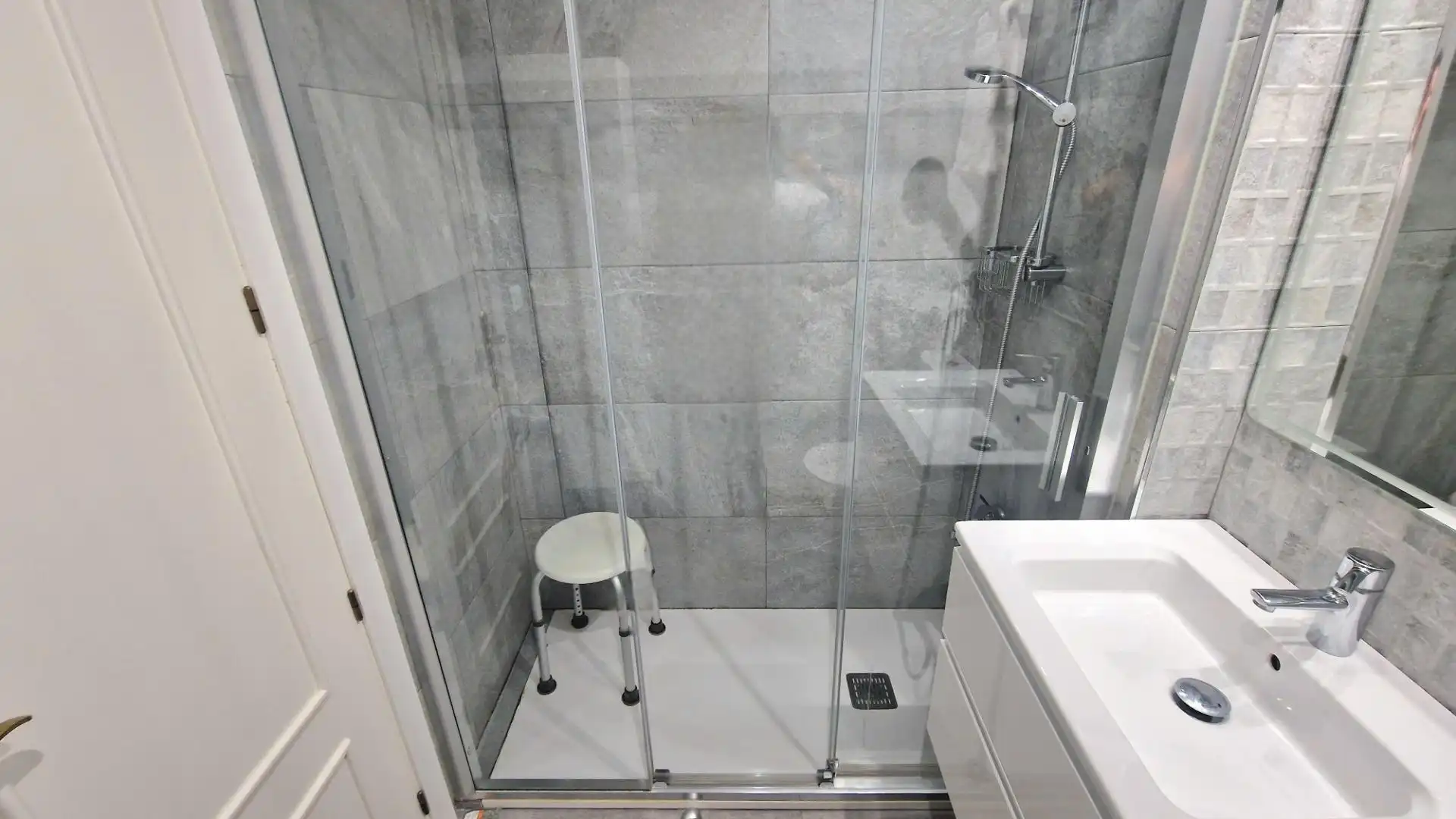 Flat with pool for sale in Calle Calle Geranios 35, imagen 19