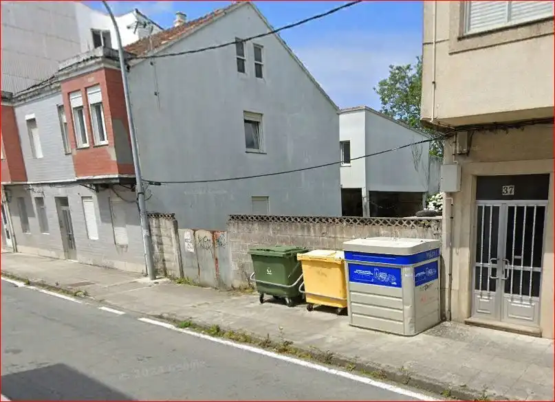 Terreni e lotti in vendita a SANTA MARIÑA