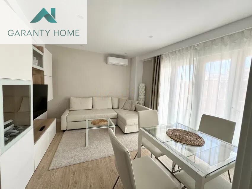 Living room of Flat for sale in Málaga Capital  with Air Conditioner, Terrace and Storage room