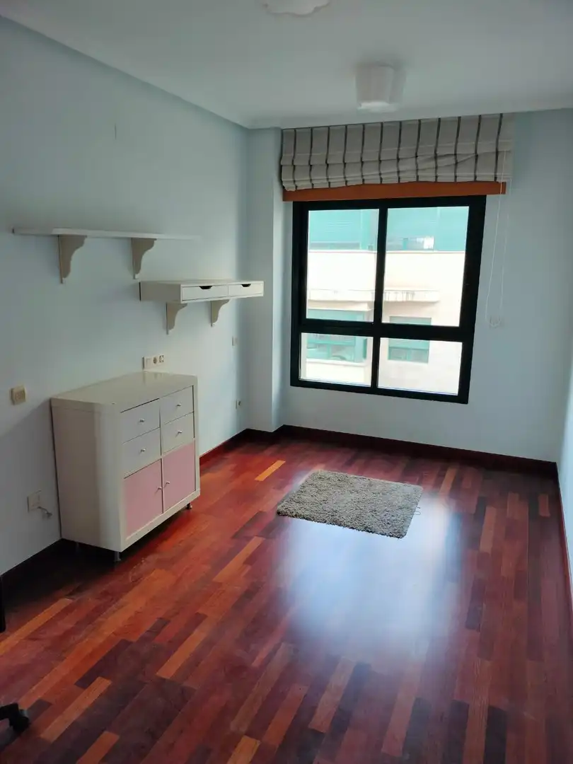 Attic for rent in Calle Azarbe Papel, Vistalegre