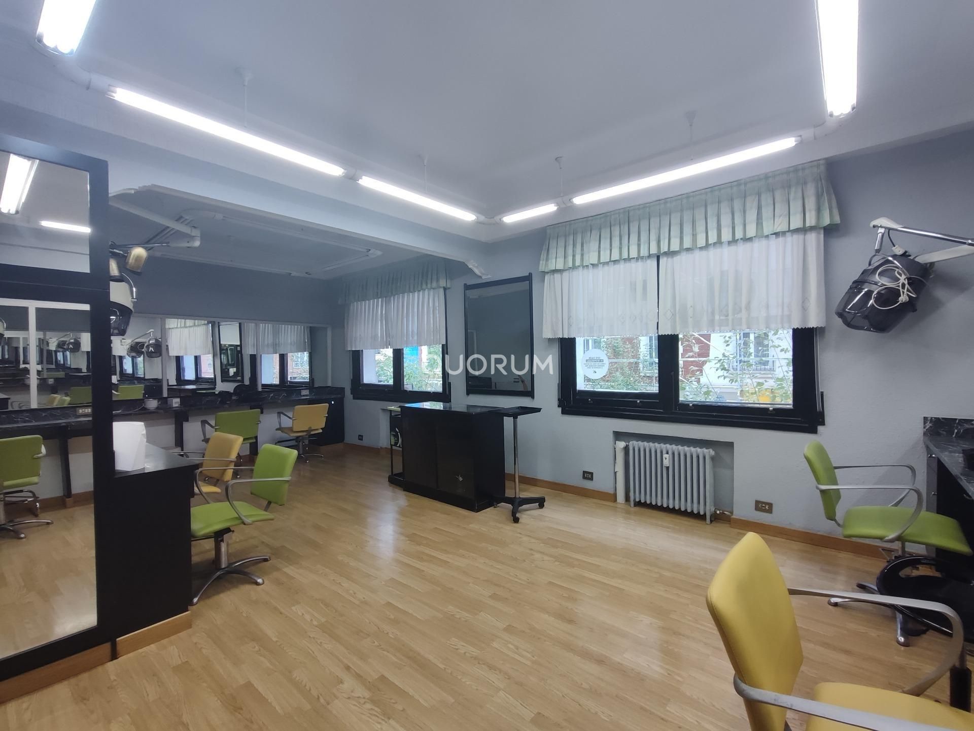 Office to rent in Bilbao   with Heating