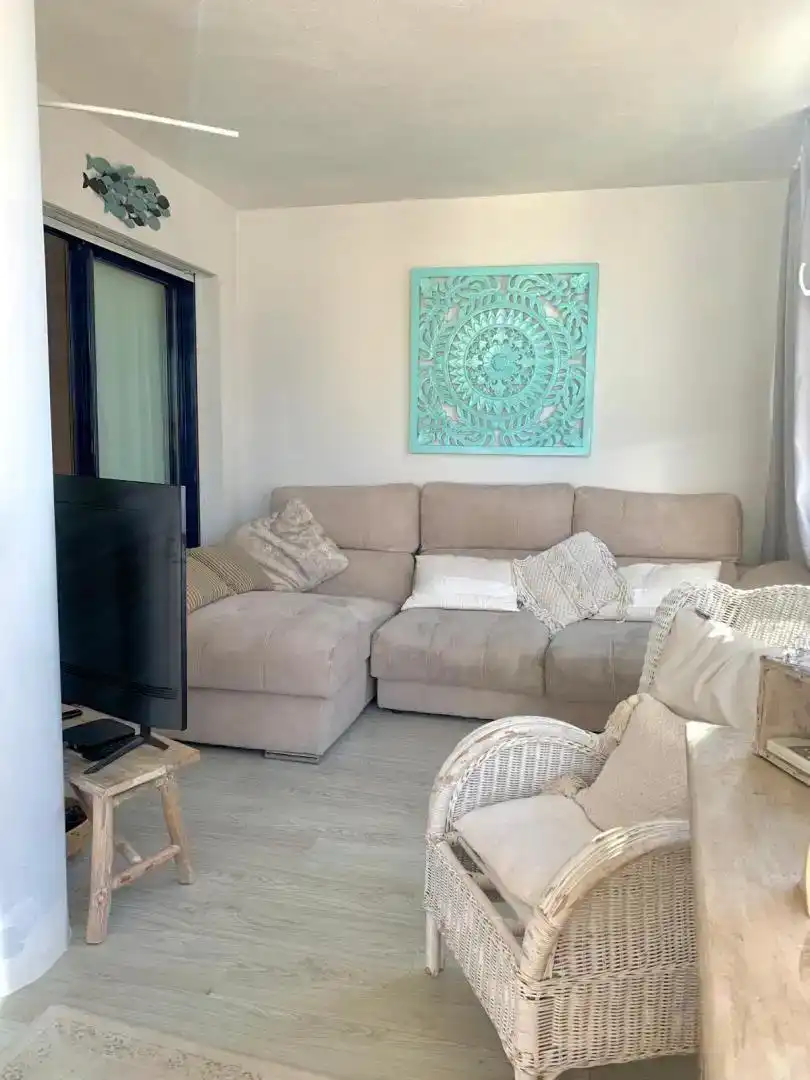Sala d'estar de Pis en venda en Calpe / Calp amb Aire condicionat, Piscina i Balcó