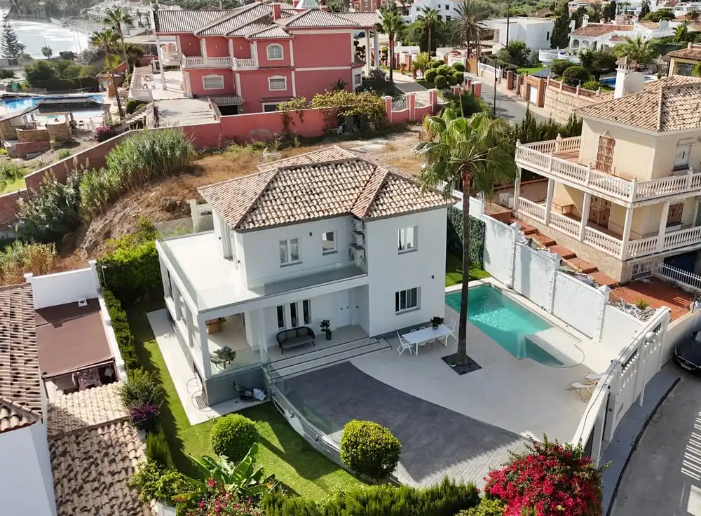 Casa o chalet en venta en El Faro de Calaburra - Chaparral