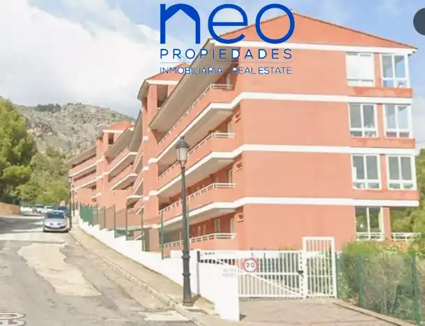 Außenansicht von Garage zum Verkauf in Altea