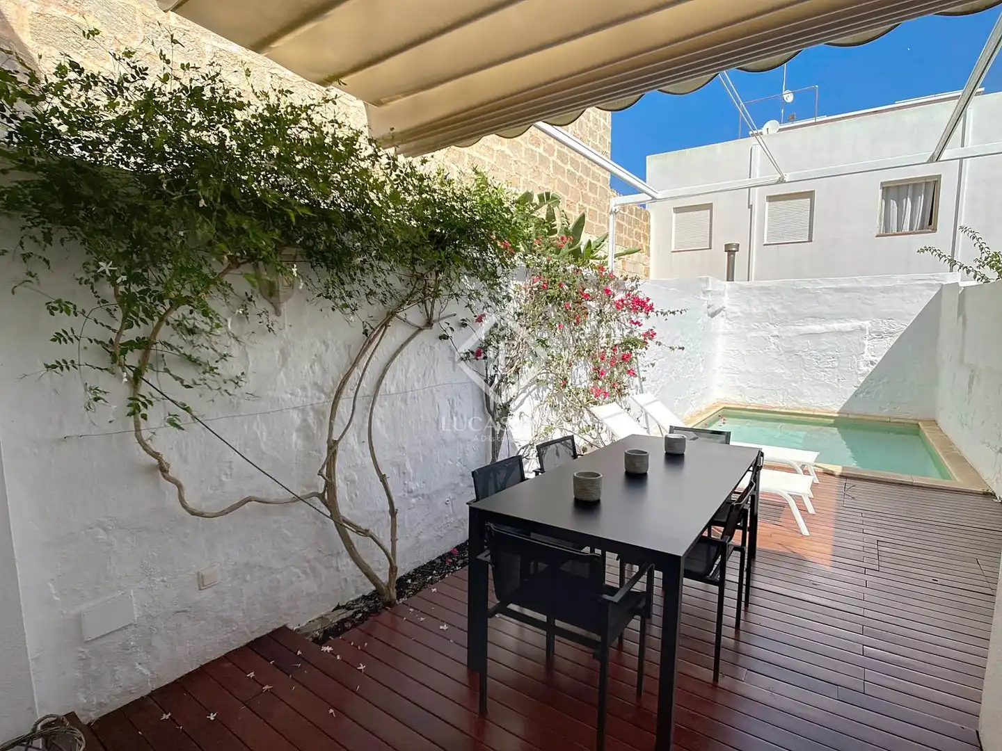 Terrasse von Haus oder Chalet zum Verkauf in Ciutadella de Menorca mit Klimaanlage, Heizung und Privatgarten