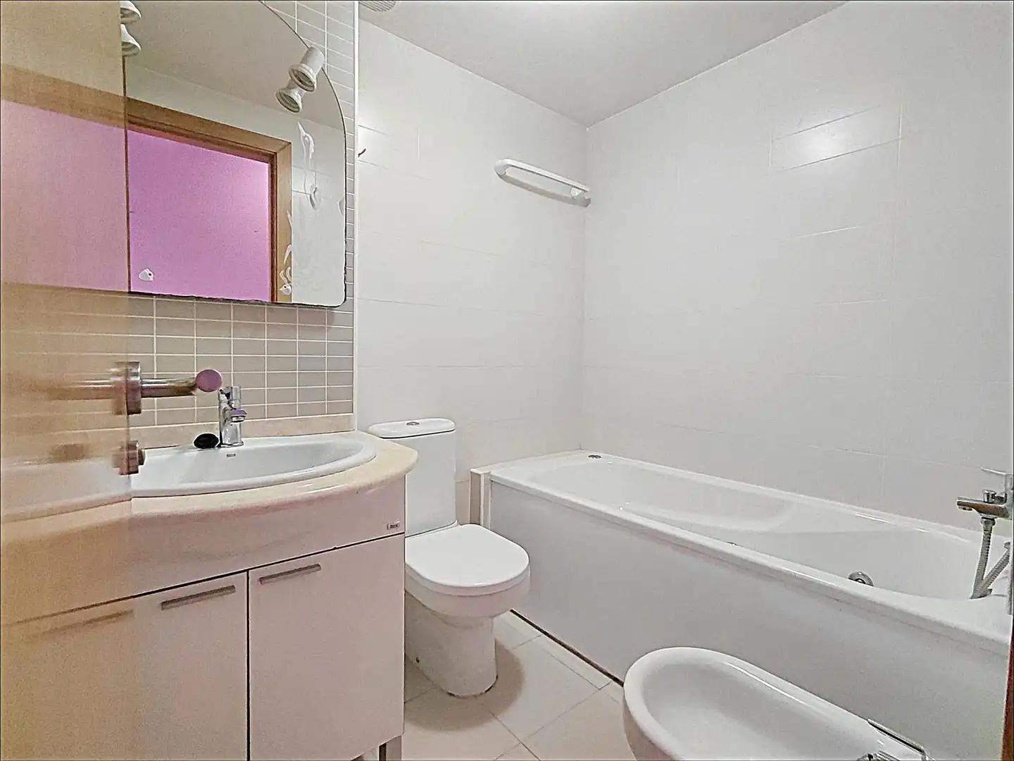 Baño de Piso en venta en Vilagarcía de Arousa con Calefacción, Jardín privado y Terraza