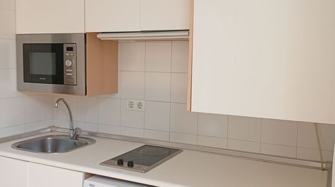 Foto 2 de Piso de alquiler en Ollerias, La Goleta - San Felipe Neri, Málaga Capital
