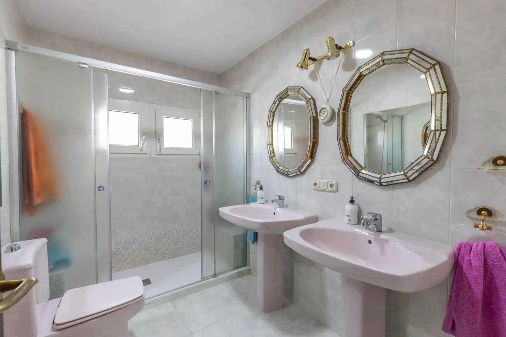 Casa o chalet en venta en Calle Calle Borgoña, Villa de Otura