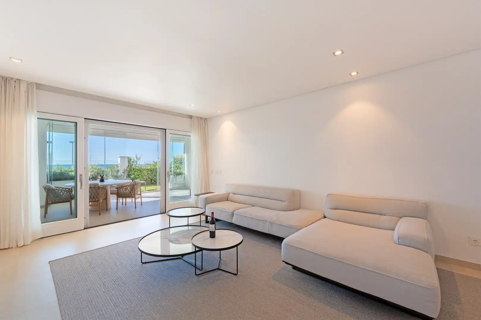 Sala de estar de Planta baja en venta en Estepona con Aire acondicionado, Terraza y Trastero