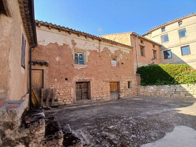 Casa adosada en Venta en San Vicente en Pampliega