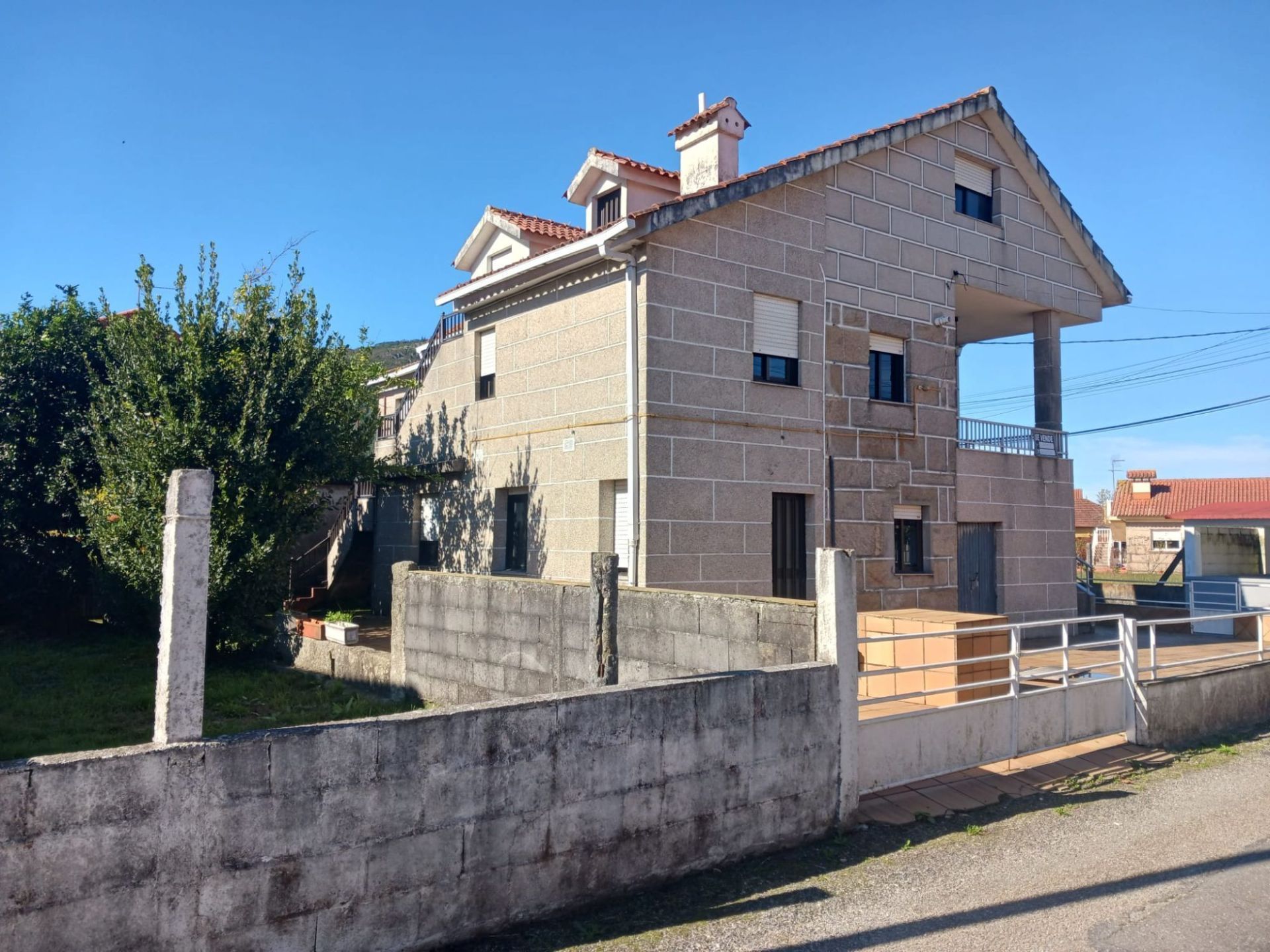 Vista exterior de Casa o xalet en venda en Vigo 