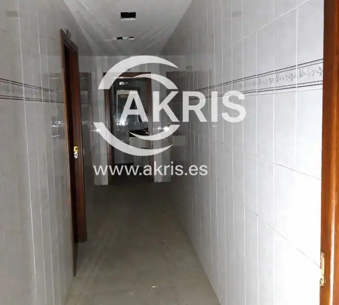 Local comercial en venta en Calle San Vicente, imagen 11