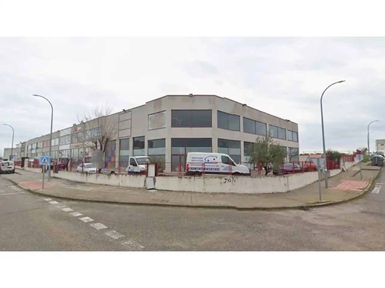 Nave industrial in vendita a Avenida Europa
