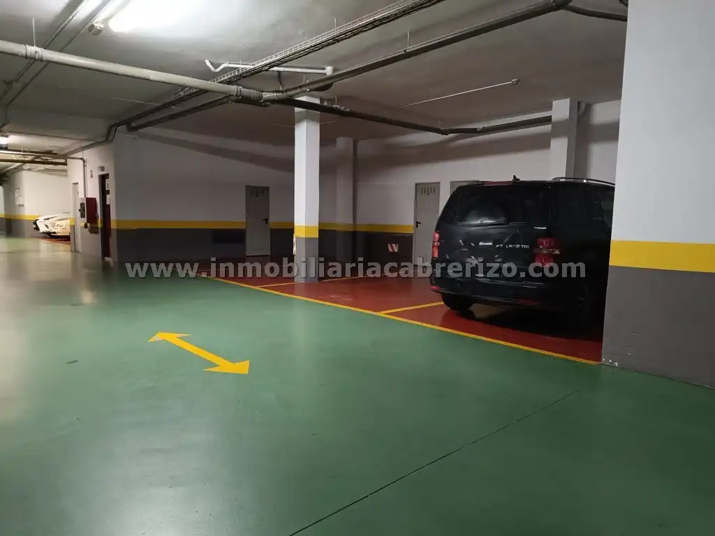 Flat for sale in Calle Rodrigo de Arriaga Mendo, Residencia