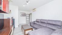 Living room of Flat for sale in Valdemoro  with Air Conditioner, Heating and Storage room