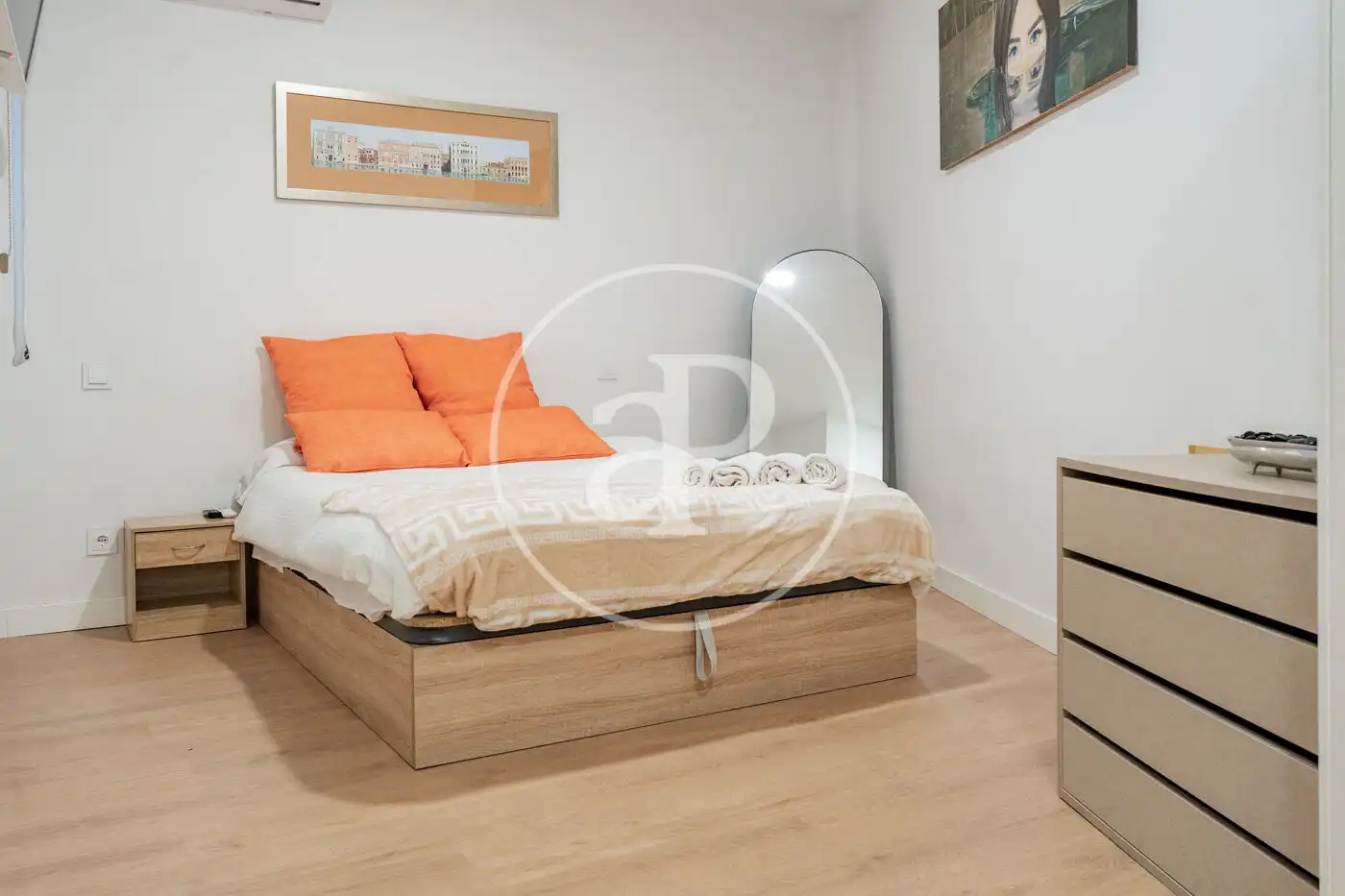 Bedroom of Flat for sale in Madrid  with Air Conditioner, Heating and Furnished
