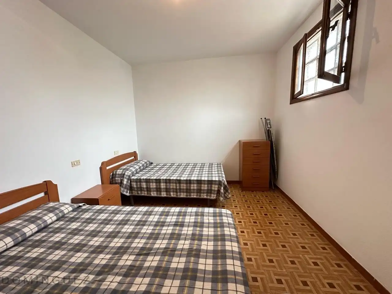 Dormitori de Casa o xalet en venda en Marín amb Jardí privat i Traster