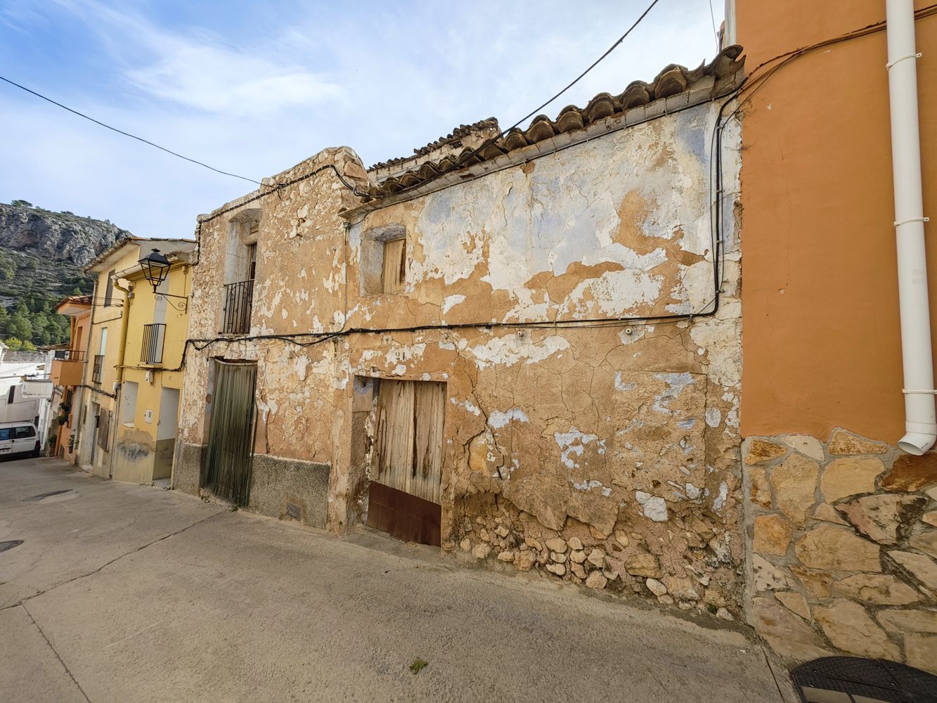 Vista exterior de Casa adosada en venda en Bolulla