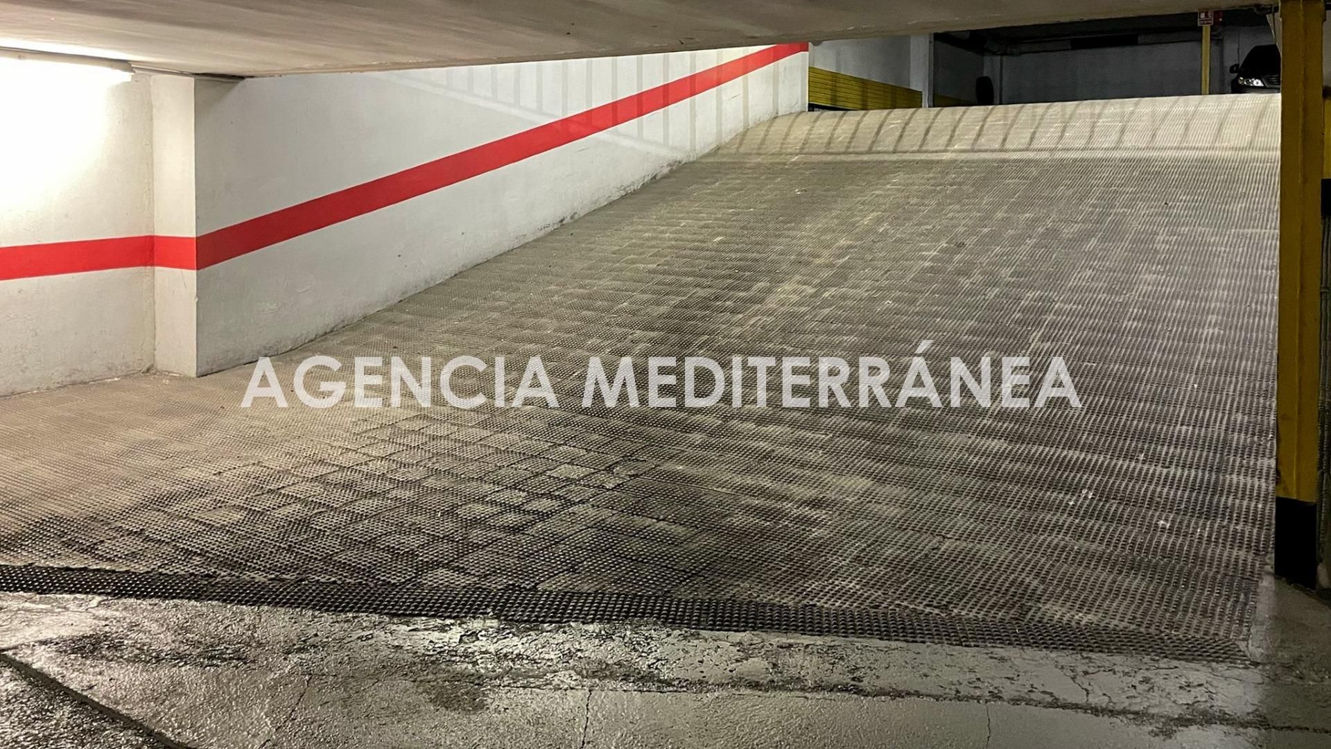Parking of Garage for sale in  Valencia Capital