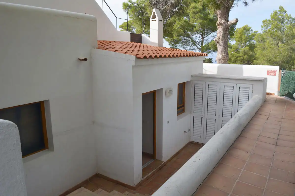 Vista exterior de Casa adosada de alquiler en Sant Josep de sa Talaia con Aire acondicionado, Jardín privado y Terraza