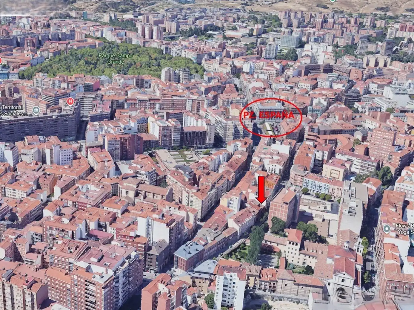 Vista exterior de Ático de alquiler en Valladolid con Calefacción y Terraza