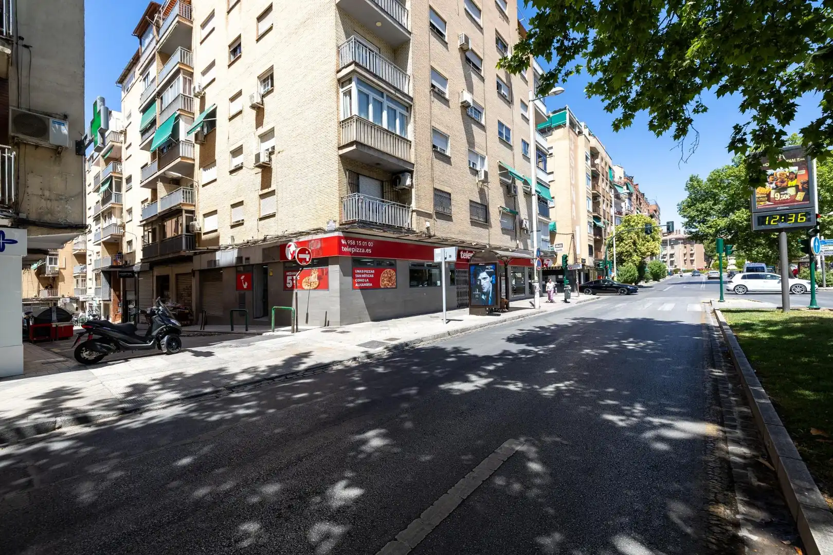 Local comercial en venda a Calle Doctor Rojas Ballesteros