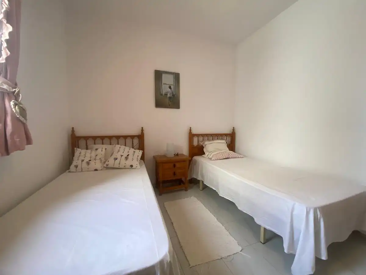 Dormitori de Apartament de lloguer en Dénia amb Aire condicionat, Calefacció i Terrassa