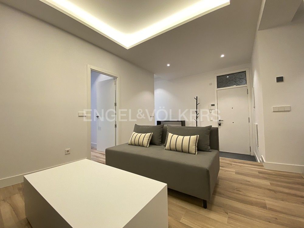 Living room of Apartment to rent in  Madrid Capital  with Air Conditioner, Heating and Terrace