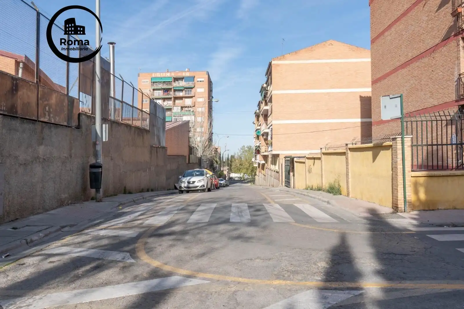 Exterior view of Flat for sale in Granada  with Air Conditioner, Heating and Terrace