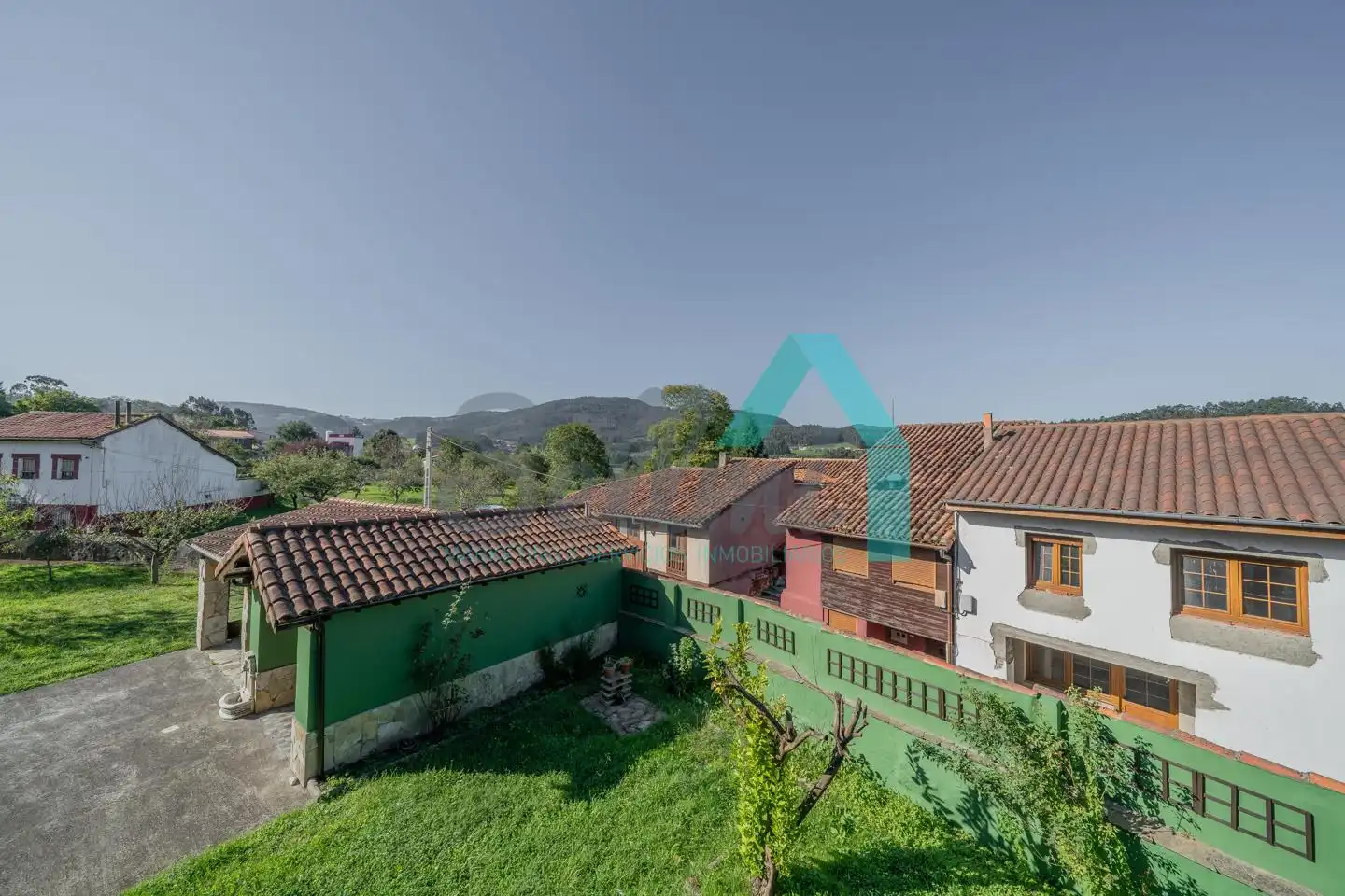 Garden of Houses for sale in Pravia  with Heating, Private garden and Parquet flooring