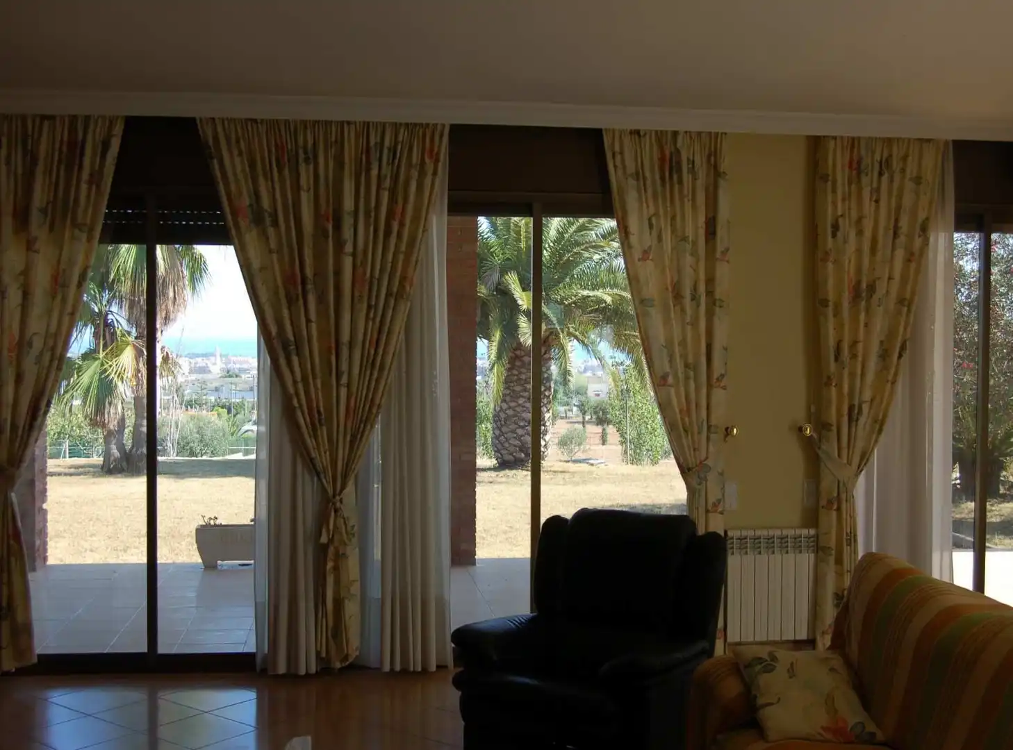 Sala d'estar de Finca rústica en venda en Vilanova i la Geltrú amb Aire condicionat, Calefacció i Traster