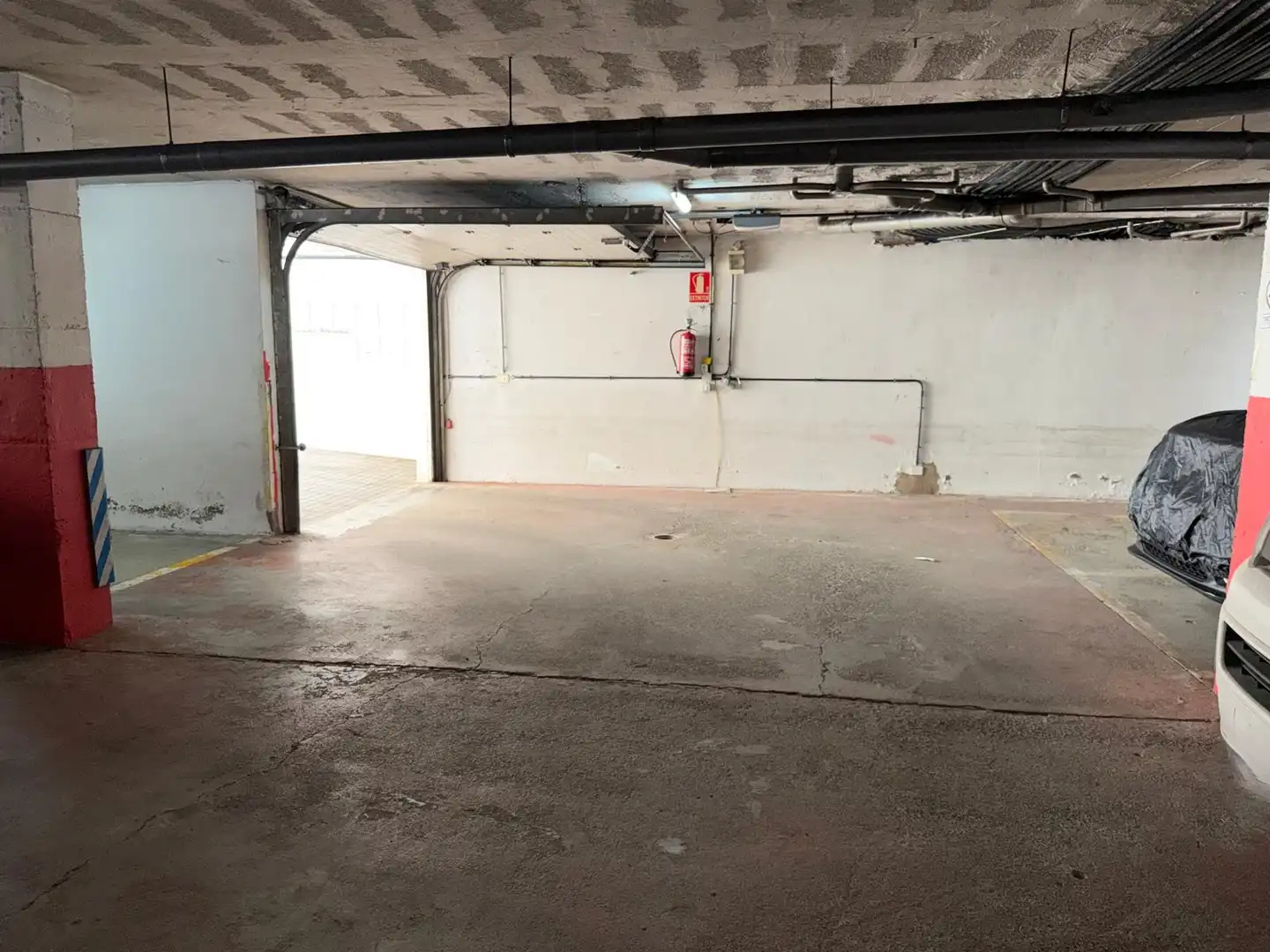 Parking de Piso en venta en Arucas con Terraza, Amueblado y Piscina comunitaria