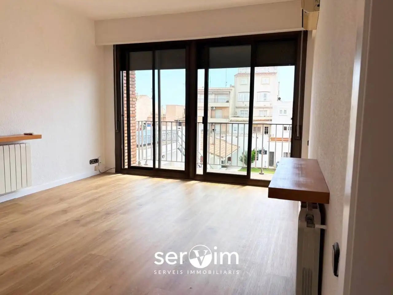 Bedroom of Flat for sale in Palamós  with Air Conditioner, Heating and Parquet flooring