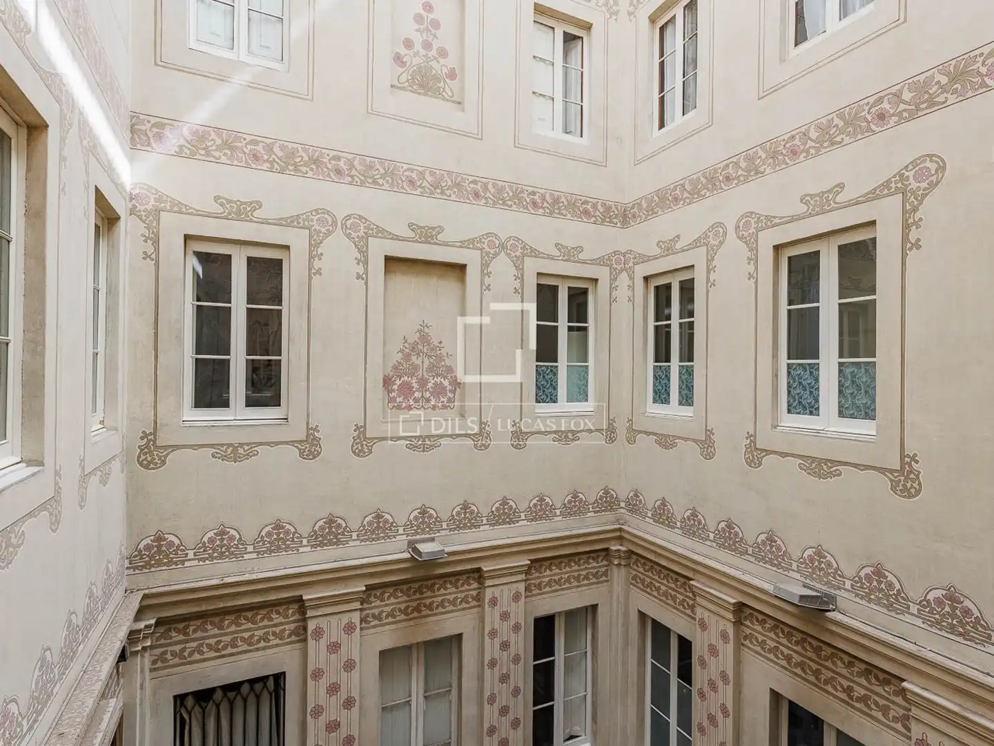 Vista exterior de Piso en venta en Barcelona con Aire acondicionado y Balcón