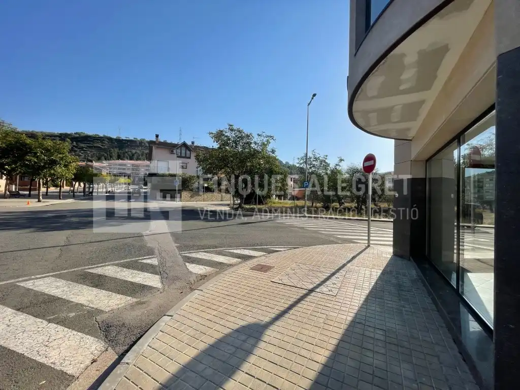 Local comercial en venda a Avenida Madrid, imagen 4