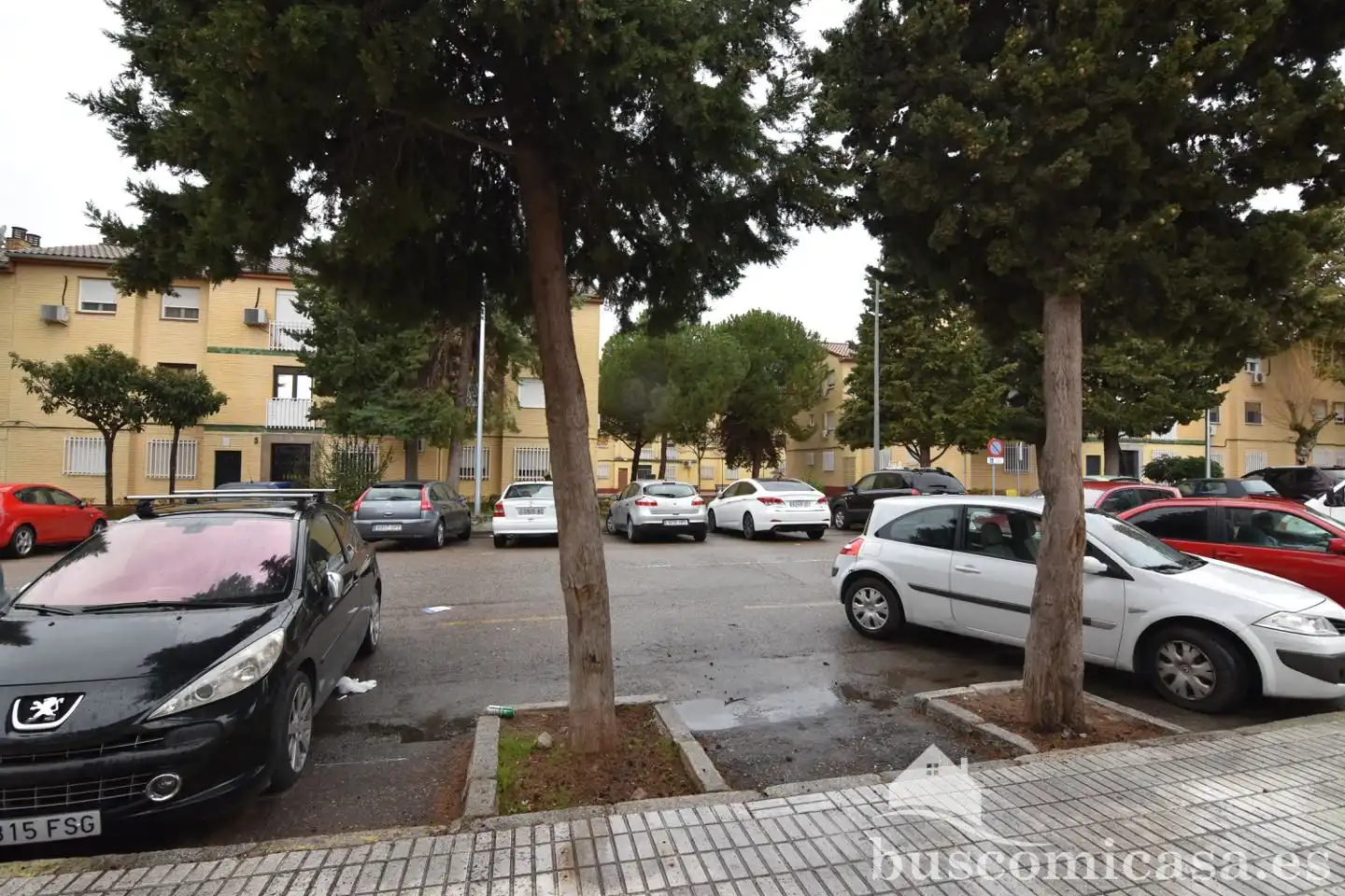 Parkplatz von Geschaftsraum zur Miete in Linares mit Klimaanlage