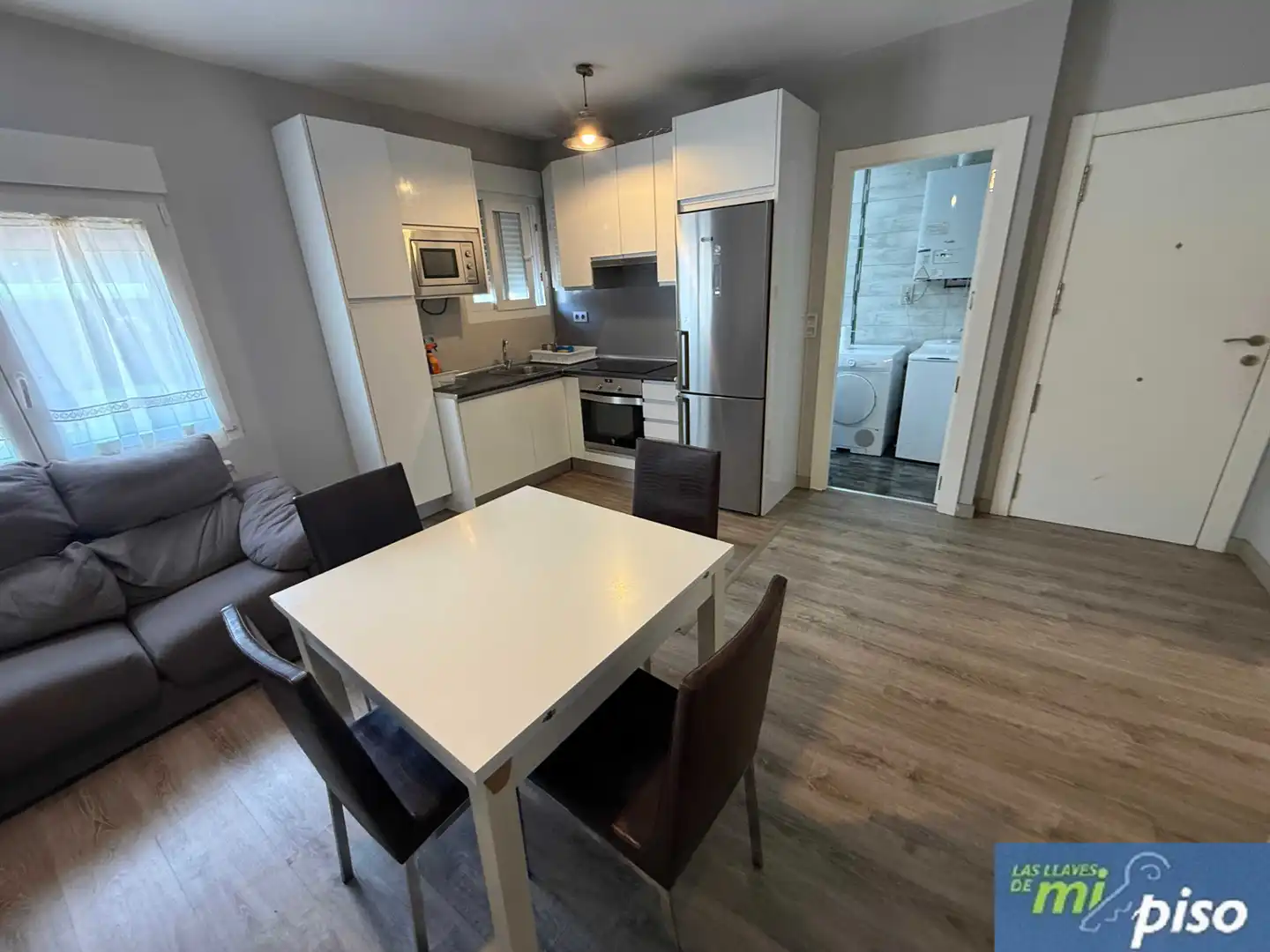 Cocina de Piso de alquiler en Valladolid con Calefacción, Parquet y Amueblado
