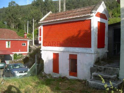 Vista exterior de Casa o xalet en venda en A Cañiza   amb Calefacció
