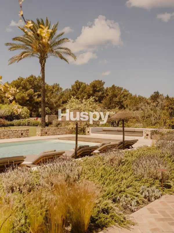 Casa con terraza en venta en Santa Gertrudis, imagen 3