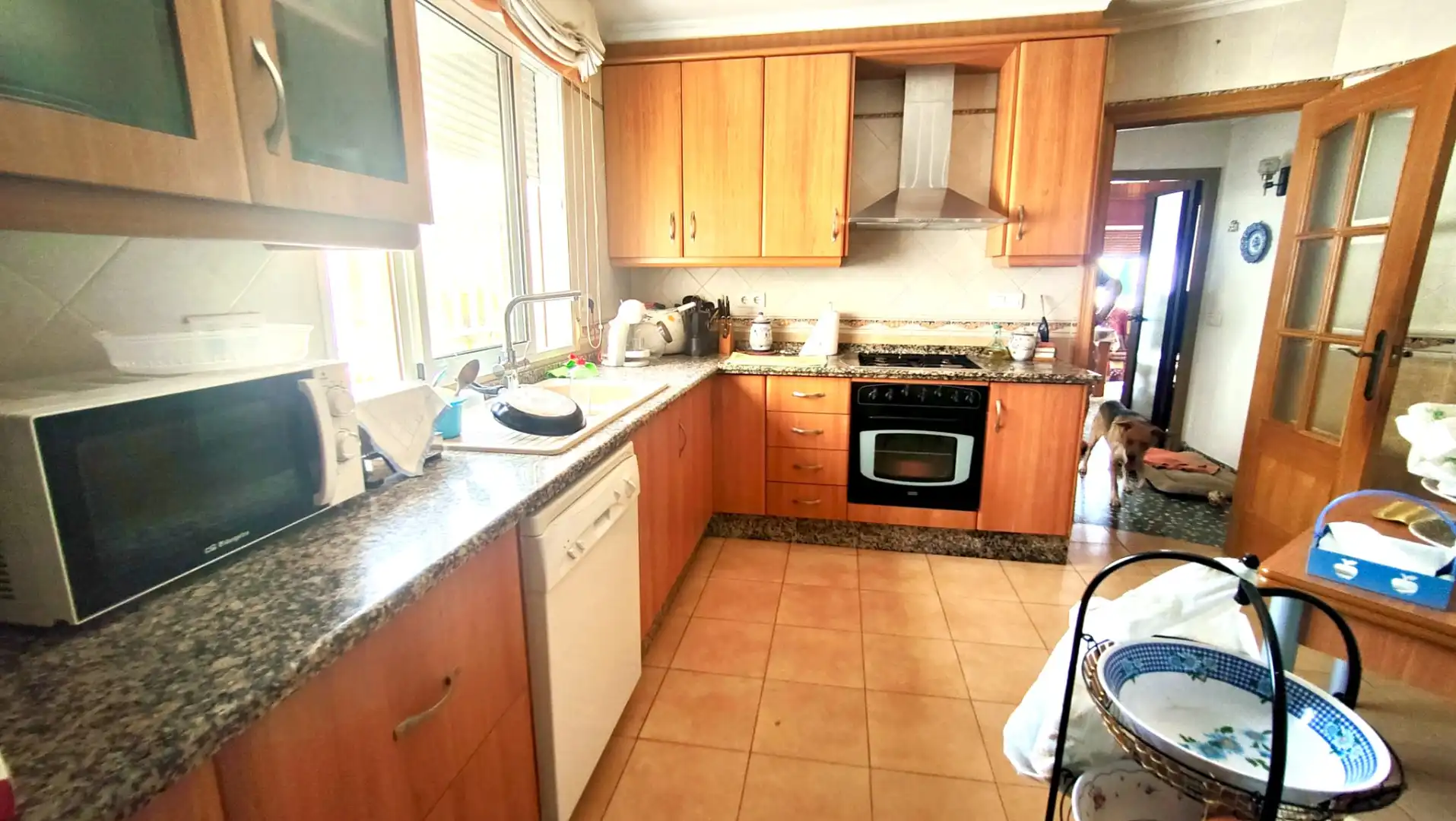 Cuina de Casa o xalet en venda en Santa Pola amb Jardí privat, Terrassa i Traster