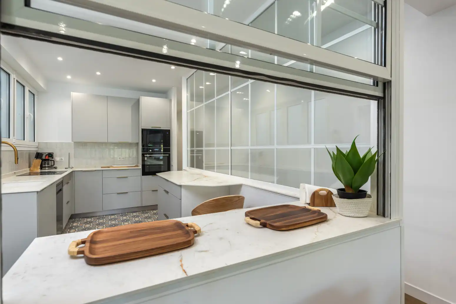 Kitchen of Flat for rent in Oviedo   with Heating and Terrace