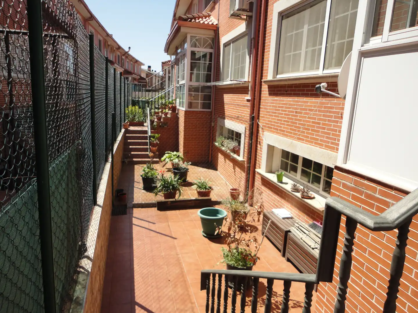 Terraza de Casa adosada en venta en Valladolid con Calefacción, Jardín privado y Parquet
